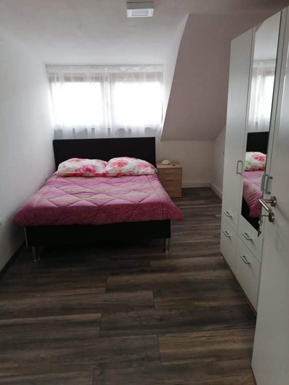 Ferienwohnung Andreea Saarlouis Exteriör bild